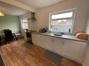 6 Manderley ParkImage 6