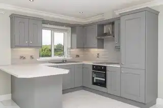 61G Limestone SquareImage 4