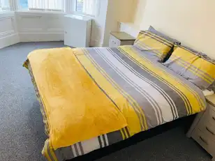 Camden Street, Room 1Image 9