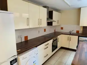 Balfour Avenue, Room 1Image 2