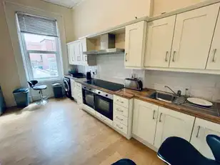 Lisburn Road, Room 4Image 3