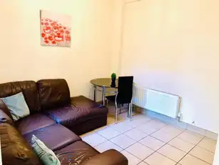 Balfour Avenue, Room 3Image 4