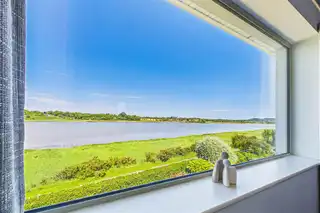 34 The EstuaryImage 14