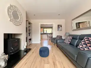 4 Glendale ManorImage 5
