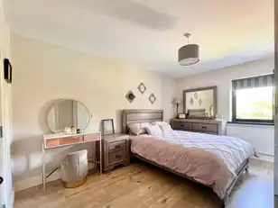 4 Glendale ManorImage 18