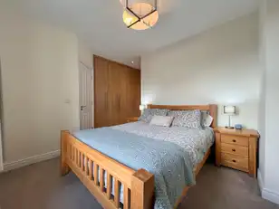 19 The OaksImage 19