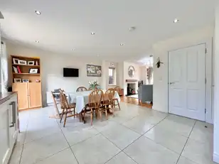 19 The OaksImage 10