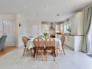 19 The OaksImage 8