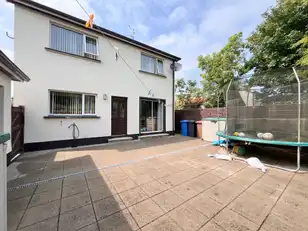 12 Fairlea CloseImage 19