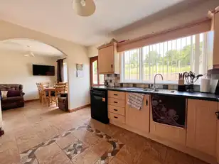 12 Fairlea CloseImage 7