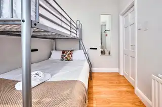 54 Eglinton StreetImage 23