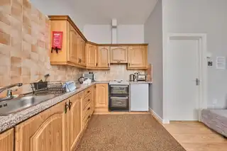 1 48 Eglinton StreetImage 12