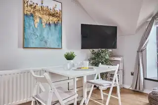 101 Eglinton StreetImage 3
