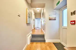46 Eglinton StreetImage 28