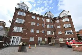 Image 1 for 11 University Court