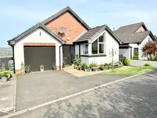 18 Woodside HeightsImage 3