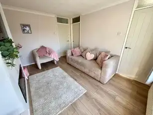 86 Brookdale ParkImage 8