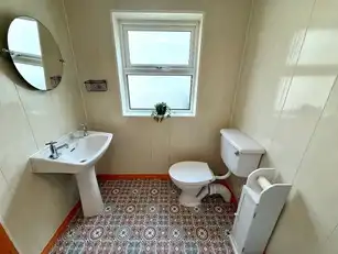 18 Benvarden AvenueImage 16