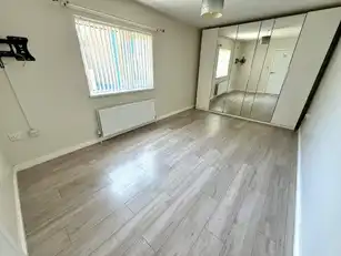 18 Benvarden AvenueImage 19