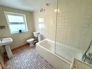 18 Benvarden AvenueImage 15