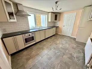 18 Benvarden AvenueImage 10