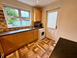 111 Waterfoot ParkImage 17