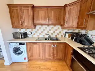 38 Waterfoot ParkImage 19