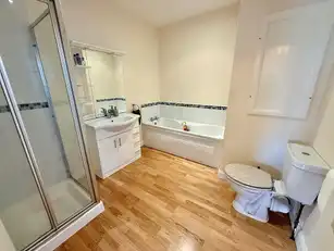 38 Waterfoot ParkImage 31