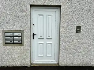 38 Waterfoot ParkImage 4