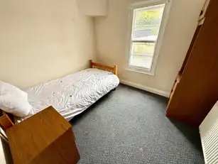 10 Deburgh TerraceImage 32