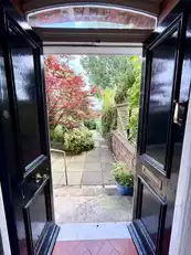 10 Deburgh TerraceImage 9
