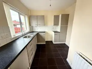 29 Rossdowney DriveImage 11