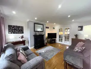18 Summer Meadows ManorImage 8