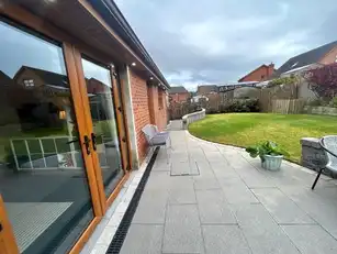 18 Summer Meadows ManorImage 42