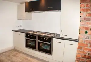 10 Southwell RoadImage 4