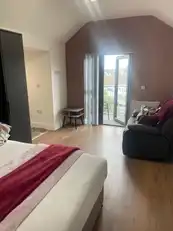 58 Dufferin AvenueImage 7