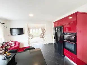 25 Cooley RoadImage 10