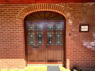 4 Retreat CloseImage 2