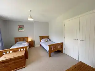 1A Dernalear RoadImage 24