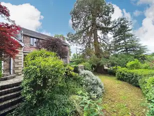 5 Castle GroveImage 40