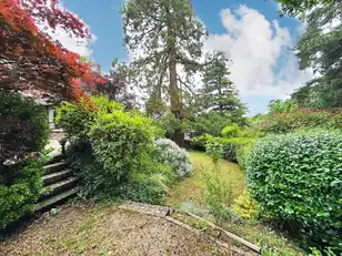 5 Castle GroveImage 34