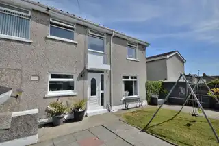 Image 1 for 38 Ballyhalbert Gardens