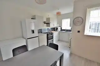 27 Ash GroveImage 5
