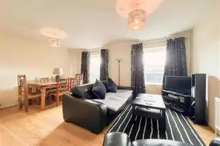 Apartment 4, College GateImage 6