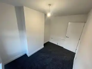 27 Rockview StreetImage 8