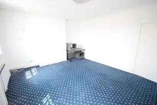 61 Alexandra Park AvenueImage 13