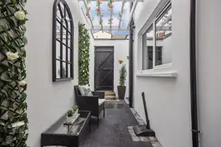 68 London StreetImage 27