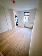 12 Bloomfield StreetImage 3