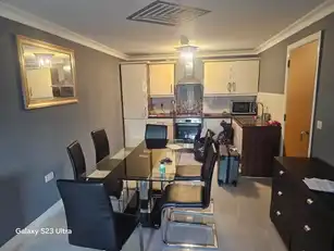 8 Brown SquareImage 4
