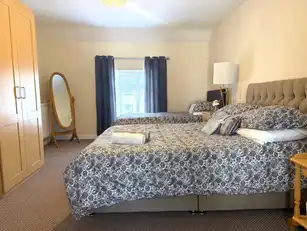 13 Main StImage 10
